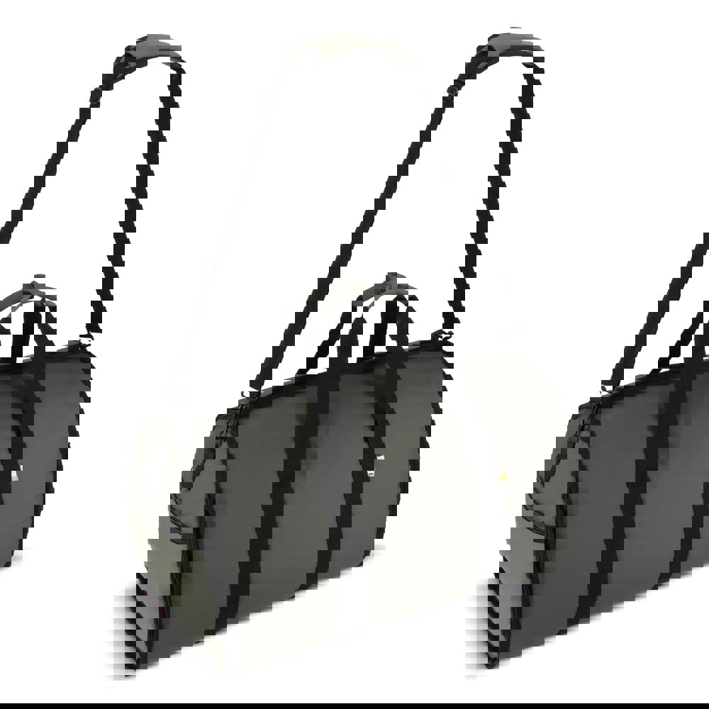 b4c1119df78b7c35d7492f7c846bca8d7228eefc8c9dc8475eb88ac47d3174ed | Fitness Bag