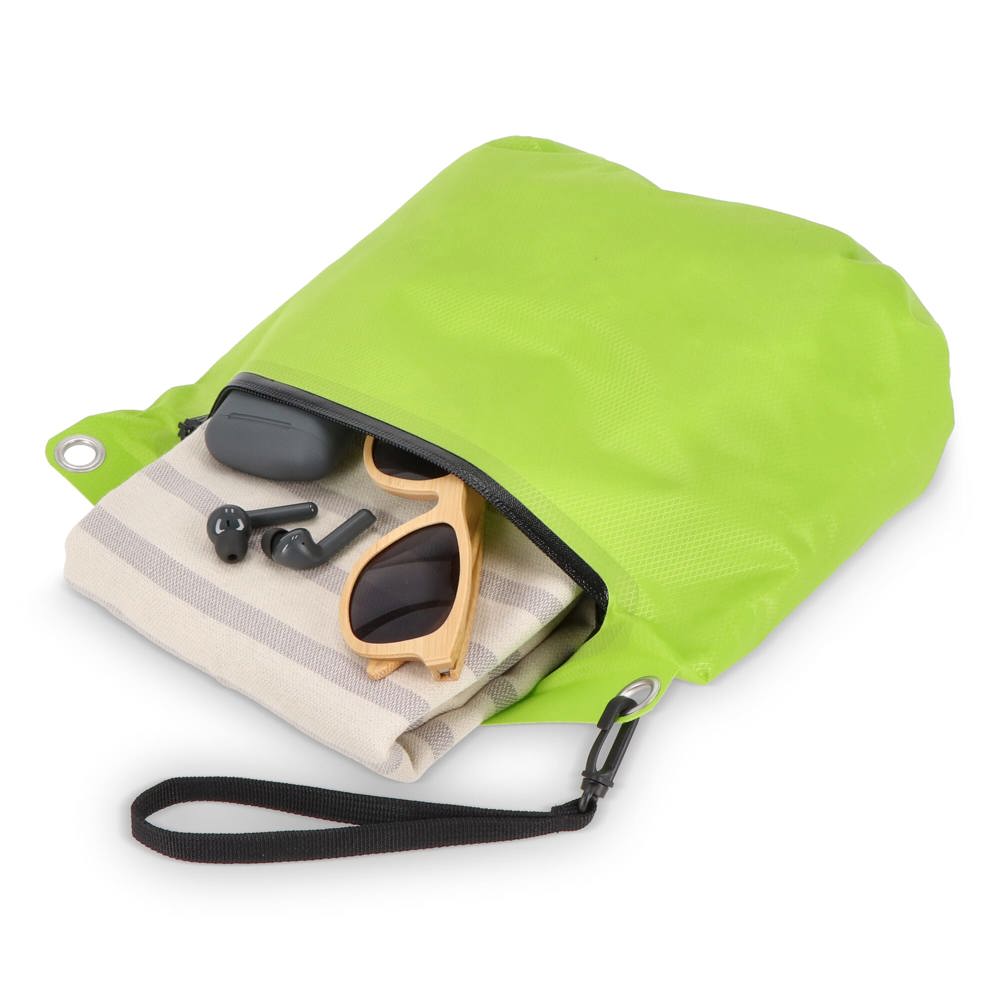 ff3b762e7e8c5f17d09abb6cc3eaf971c2f323c7fb7b4197d6dd774785d8d2ba | Fitness Bag