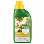 Plastic bottle of Pokon indoor plant fertilizer with a yellow cap, label showing plants and Dutch text Kamerplanten voeding.