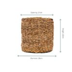 Woven cylindrical basket with opening 21 cm, height 23 cm, diameter 26 cm; natural wicker material.